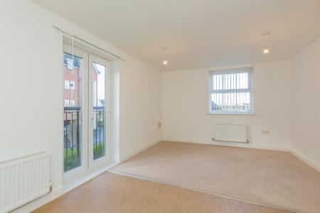 2 bedroom Flat to let in Louisiana Drive, Great Sankey, Warrington, WA5