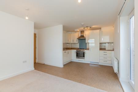 2 bedroom Flat to let in Louisiana Drive, Great Sankey, Warrington, WA5