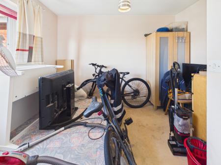 2 bedroom Flat for sale in McKinley Street, Great Sankey, Warrington, WA5