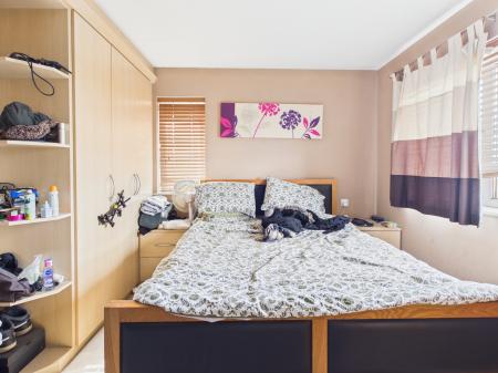 2 bedroom Flat for sale in McKinley Street, Great Sankey, Warrington, WA5