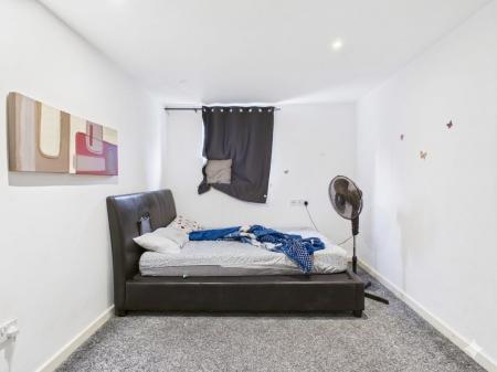 2 bedroom Flat for sale in Frappell Court, Warrington, WA2