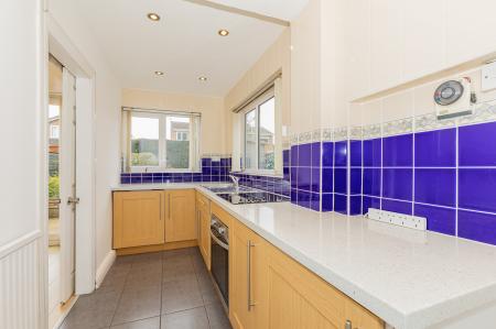 2 bedroom Semi-detached house to let in Longbarn Lane, Woolston, Warrington, WA1