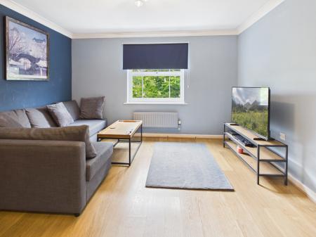 2 bedroom Flat to let in Mansfield Apartments, Templeton Drive, Fearnhead, Warrington, WA2
