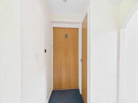 2 bedroom Flat to let in Mansfield Apartments, Templeton Drive, Fearnhead, Warrington, WA2