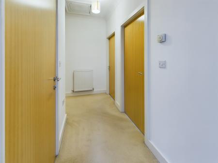 2 bedroom Flat to let in Elphins Drive, Warrington, WA4