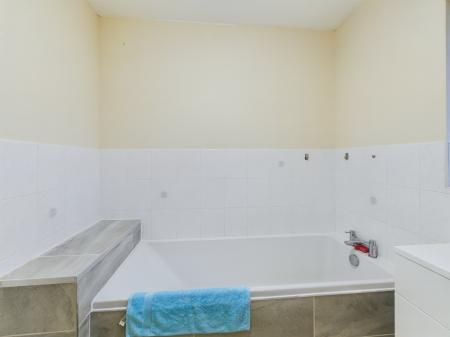 3 bedroom Detached house for sale in Tourney Green, Warrington, WA5