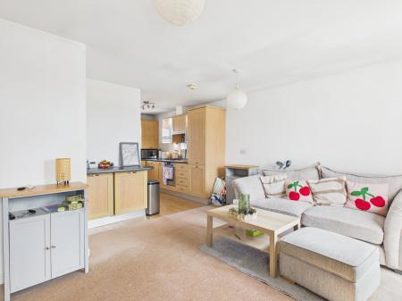 Holywell Drive, Warrington, WA1