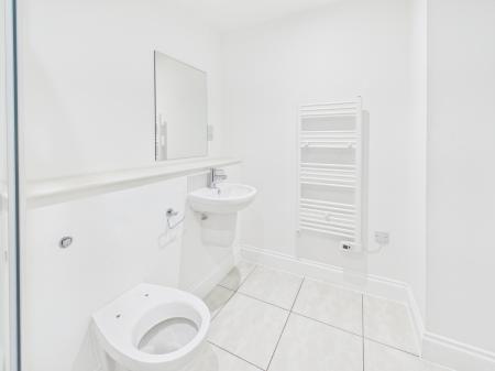 1 bedroom Flat to let in George Street, WF1