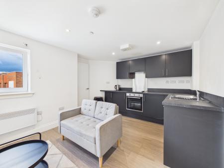 1 bedroom Flat to let in George Street, WF1