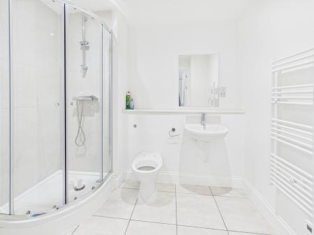 1 bedroom Flat to let in George Street, WF1