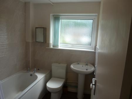 2 bedroom Ground floor maisonette to let in Armstrong Close, Birchwood, Warrington, WA3