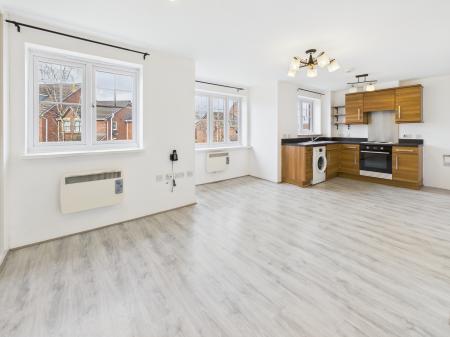 2 bedroom Flat to let in Regency Square, Great Sankey, Warrington, WA5