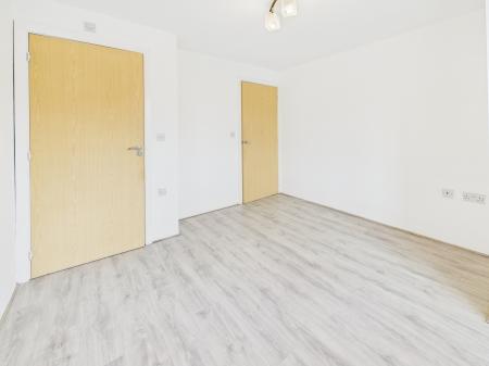 2 bedroom Flat to let in Regency Square, Great Sankey, Warrington, WA5