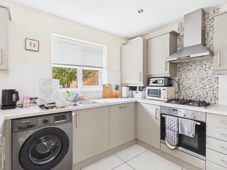 3 bedroom Detached house to let in Powder MIll Road, Latchford, Warrington, WA4