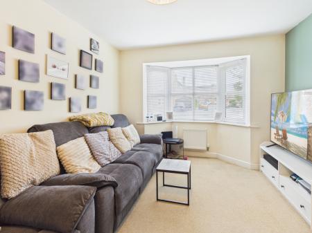 3 bedroom Detached house to let in Powder MIll Road, Latchford, Warrington, WA4