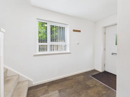 4 bedroom Terraced House to let in Meadow Road, Salford, Manchester, M7