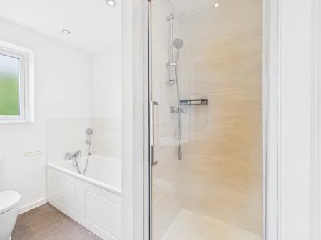 4 bedroom Terraced House to let in Meadow Road, Salford, Manchester, M7