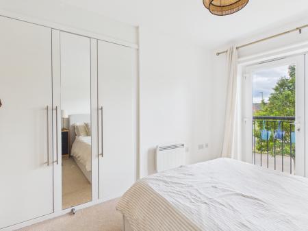 2 bedroom Flat to let in Louisiana Drive, Great Sankey, Warrington, WA5