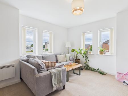 2 bedroom Flat to let in Louisiana Drive, Great Sankey, Warrington, WA5