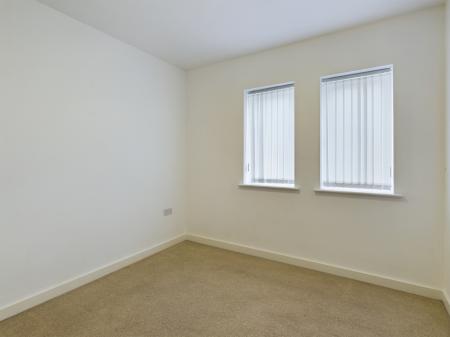 2 bedroom Flat to let in Louisiana Drive, Great Sankey, Warrington, WA5