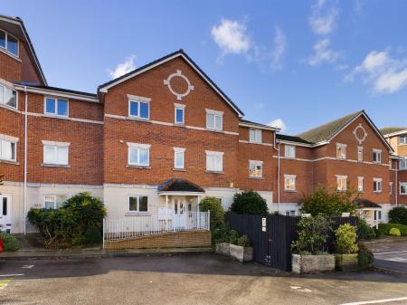Waterside Court, Runcorn, WA7