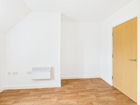 2 bedroom Flat to let in Louisiana Drive, Great Sankey, Warrington, WA5