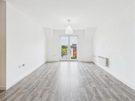 2 bedroom Flat to let in Louisiana Drive, Great Sankey, Warrington, WA5