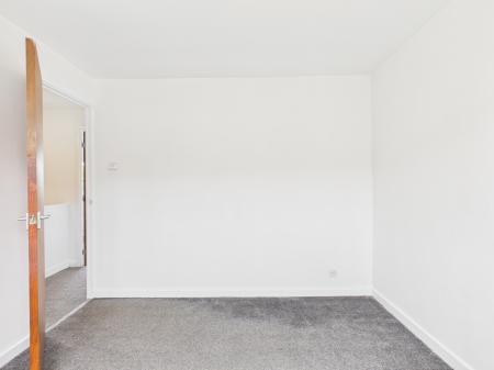 3 bedroom Semi-detached house to let in Anderson Close, Padgate, Warrington, WA2