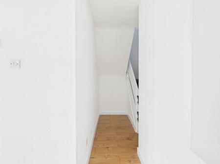 3 bedroom Semi-detached house to let in Anderson Close, Padgate, Warrington, WA2