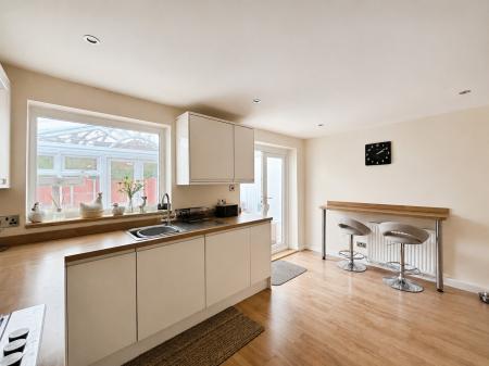 3 bedroom Link detached house for sale in Cresswell Close, Warrington, WA5