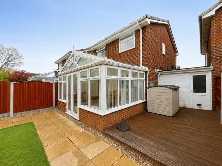 3 bedroom Link detached house for sale in Cresswell Close, Warrington, WA5