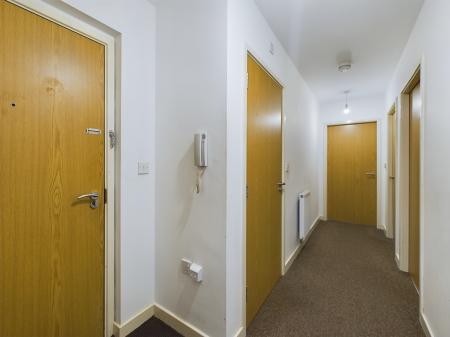 2 bedroom Flat to let in Clearwater Quays, Williams Wharf, Latchford, Warrington, WA4