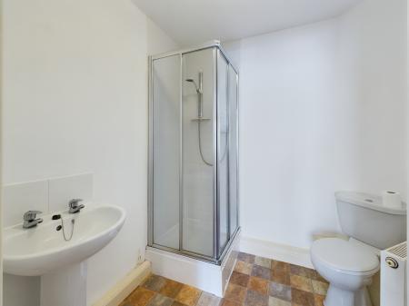 2 bedroom Flat to let in Clearwater Quays, Williams Wharf, Latchford, Warrington, WA4