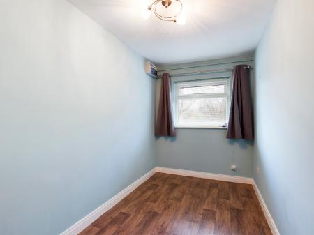 2 bedroom Flat to let in Ashdown Lane, Birchwood, Warrington, WA3