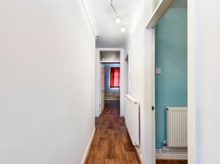 2 bedroom Flat to let in Ashdown Lane, Birchwood, Warrington, WA3