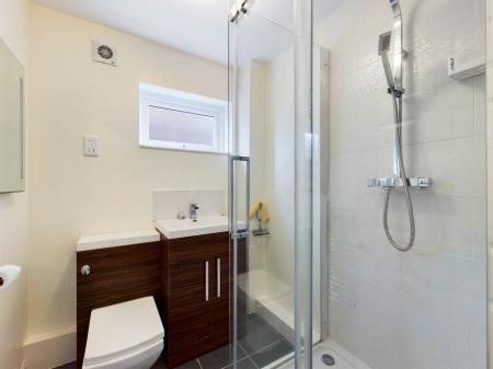 2 bedroom Flat to let in Ashdown Lane, Birchwood, Warrington, WA3
