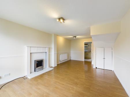 2 bedroom Mews house to let in Armstrong Close, Birchwood, Warrington, WA3