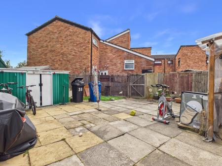 3 bedroom Semi-detached house to let in Leicester Street, Warrington, WA5