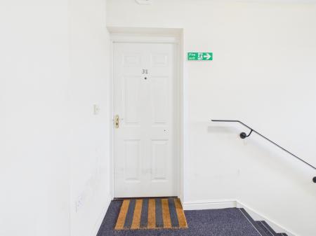 2 bedroom Flat to let in McKinley Street, Great Sankey, Warrington, WA5