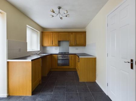 3 bedroom Semi-detached house to let in Chelsea Gardens, Warrington, WA5