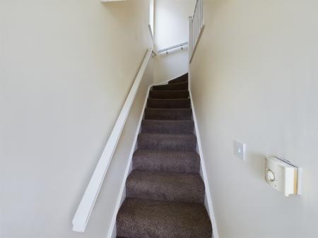 3 bedroom Semi-detached house to let in Chelsea Gardens, Warrington, WA5