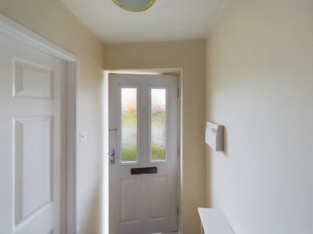3 bedroom Semi-detached house to let in Chelsea Gardens, Warrington, WA5