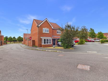 4 bedroom Detached house for sale in Partisan Green, Great Sankey, Warrington, WA5