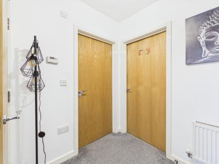 Holywell Drive, Warrington, WA1