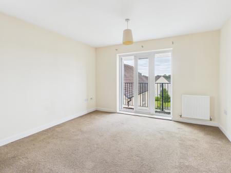 2 bedroom Flat to let in Pinehurst Walk, Boston Boulevard, Great Sankey, Warrington, WA5