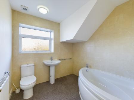 2 bedroom Semi-detached house to let in Clive Avenue, Orford, Warrington, WA2