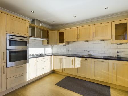 2 bedroom Semi-detached house to let in Clive Avenue, Orford, Warrington, WA2