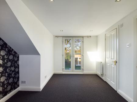 2 bedroom Semi-detached house to let in Clive Avenue, Orford, Warrington, WA2