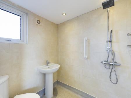 2 bedroom Semi-detached house to let in Clive Avenue, Orford, Warrington, WA2
