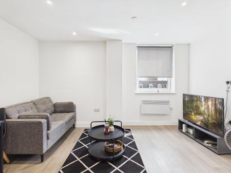 1 bedroom Flat to let in George House, George Street, Wakefield, WF1